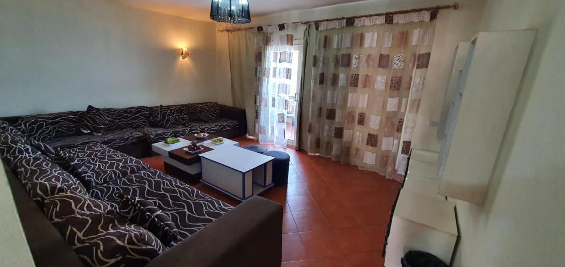 Porto Sokhna Pyramids Apartments With Sea View Families Only Ain Sukhna Exterior foto